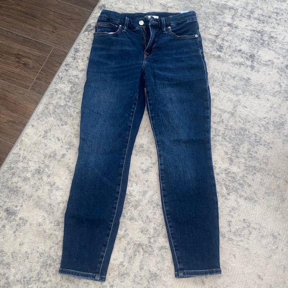 Good American high rise skinny jeans. Ankle length. - Picture 1 of 2
